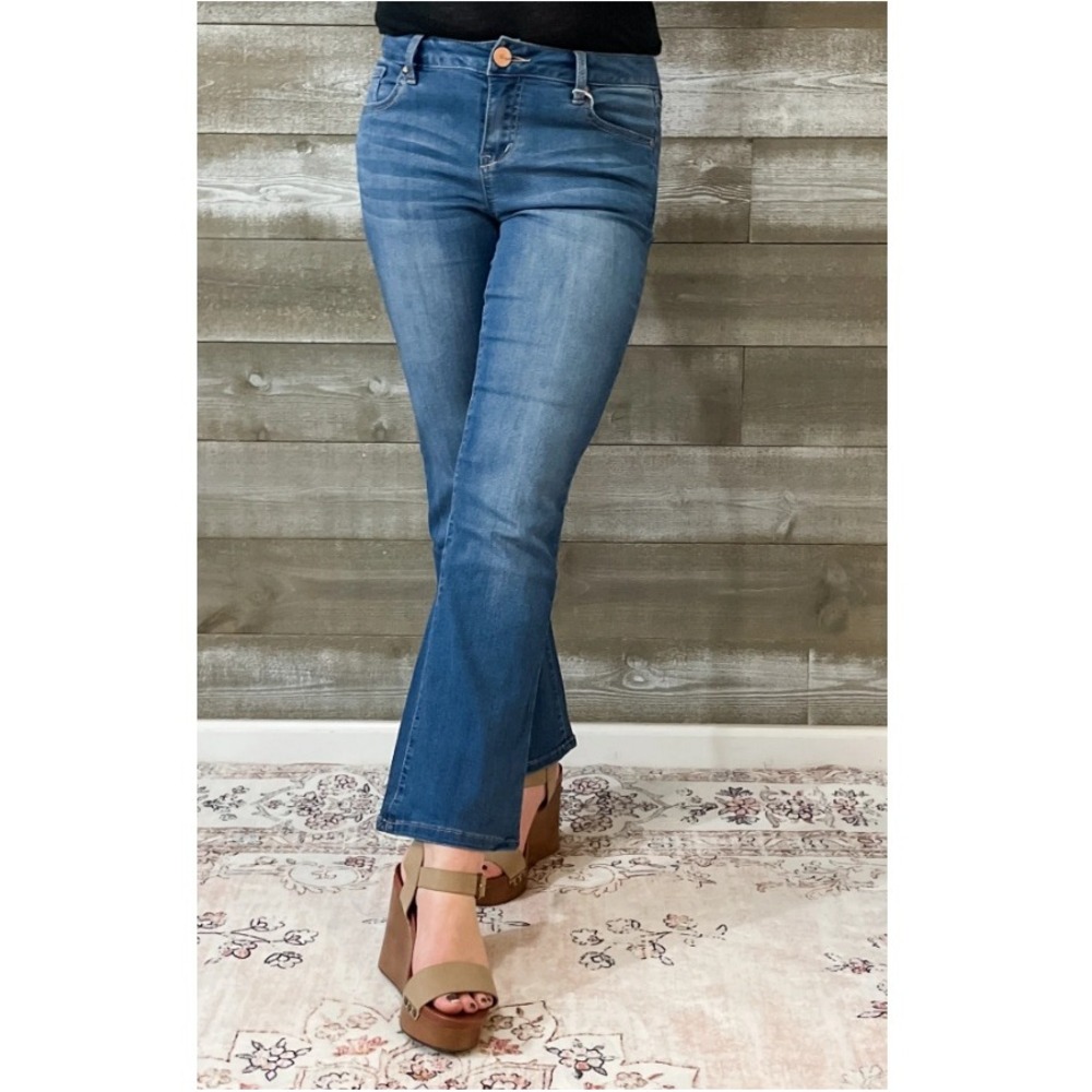 1822 Denim Women's Blue Mid Rise Slim Flare Bootcut‎ Jeans Petite Size 16P NWT